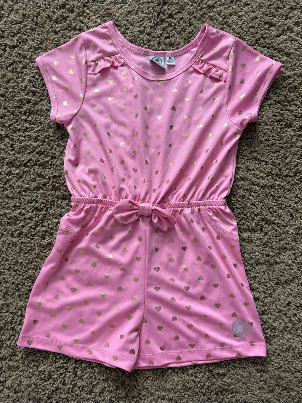 Body Glove Pink Top with Metallic Gold Heart Print